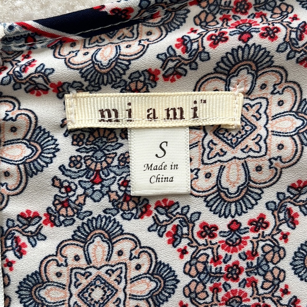 Patterned Romper - image 3